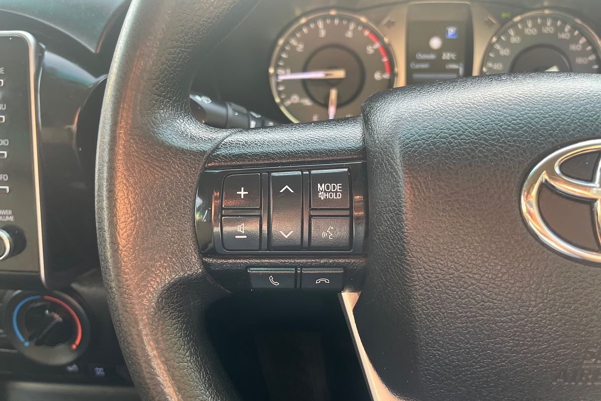 2021 Toyota Hilux SR GUN126R