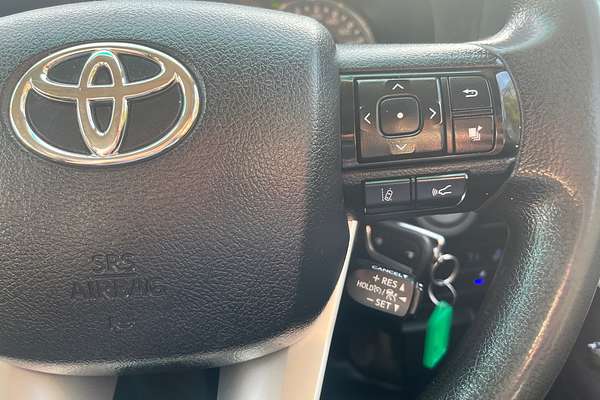 2021 Toyota Hilux SR GUN126R