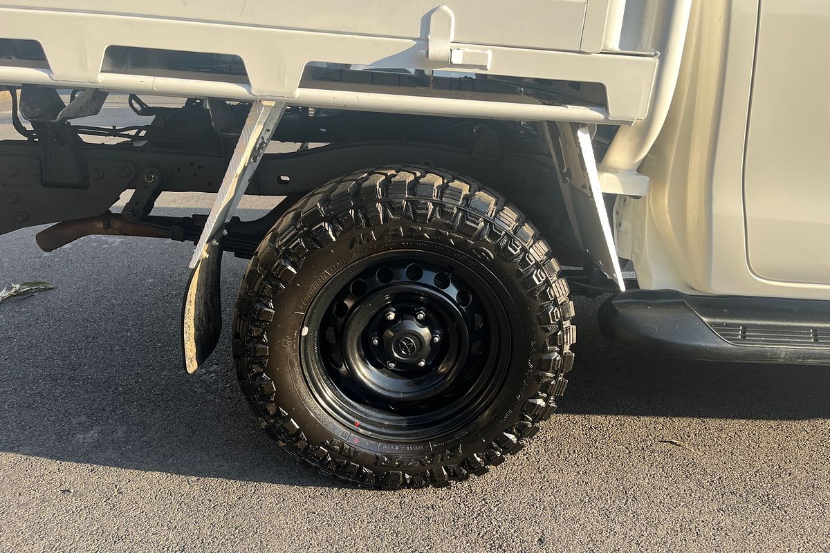 2021 Toyota Hilux SR GUN126R