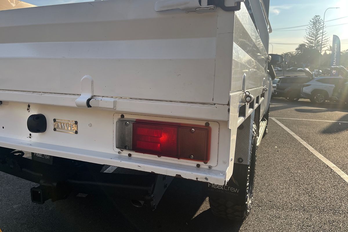2021 Toyota Hilux SR GUN126R