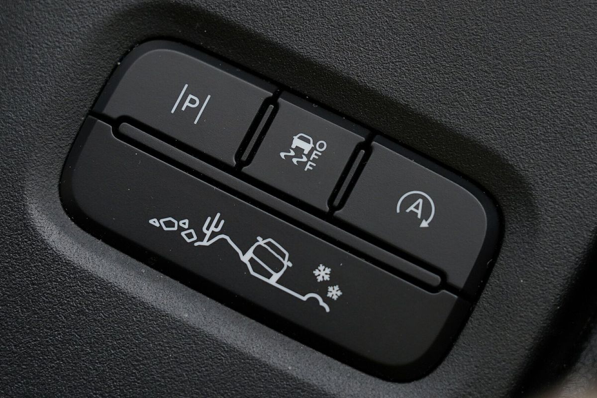 2025 Ford Everest Trend 2.0L