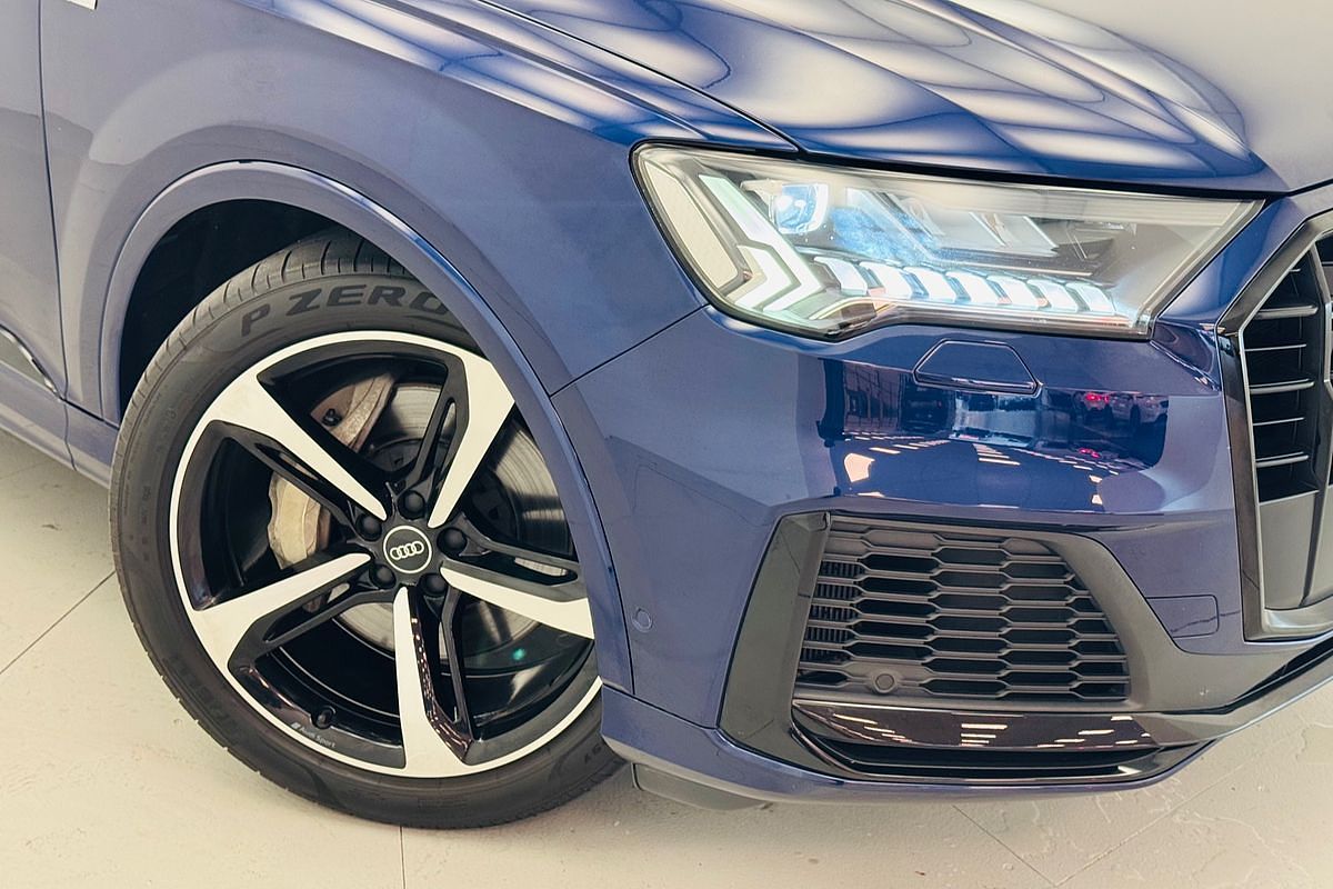 2021 Audi Q7 50 TDI S line 4M
