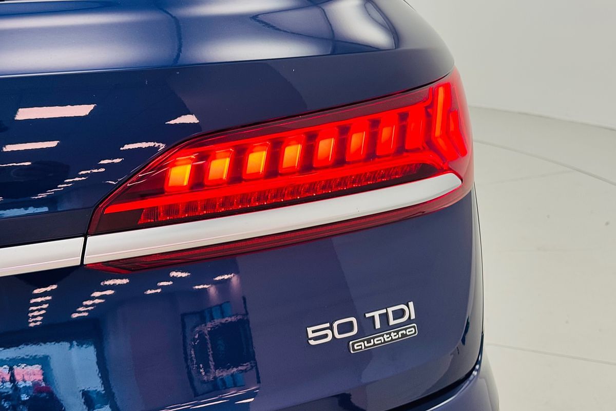 2021 Audi Q7 50 TDI S line 4M