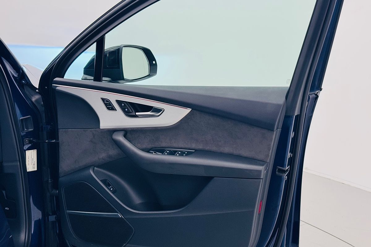 2021 Audi Q7 50 TDI S line 4M