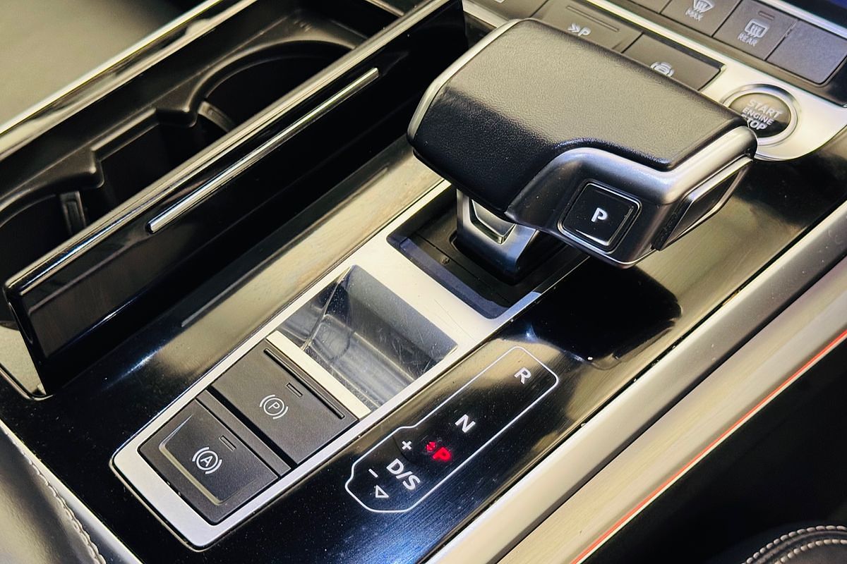 2021 Audi Q7 50 TDI S line 4M