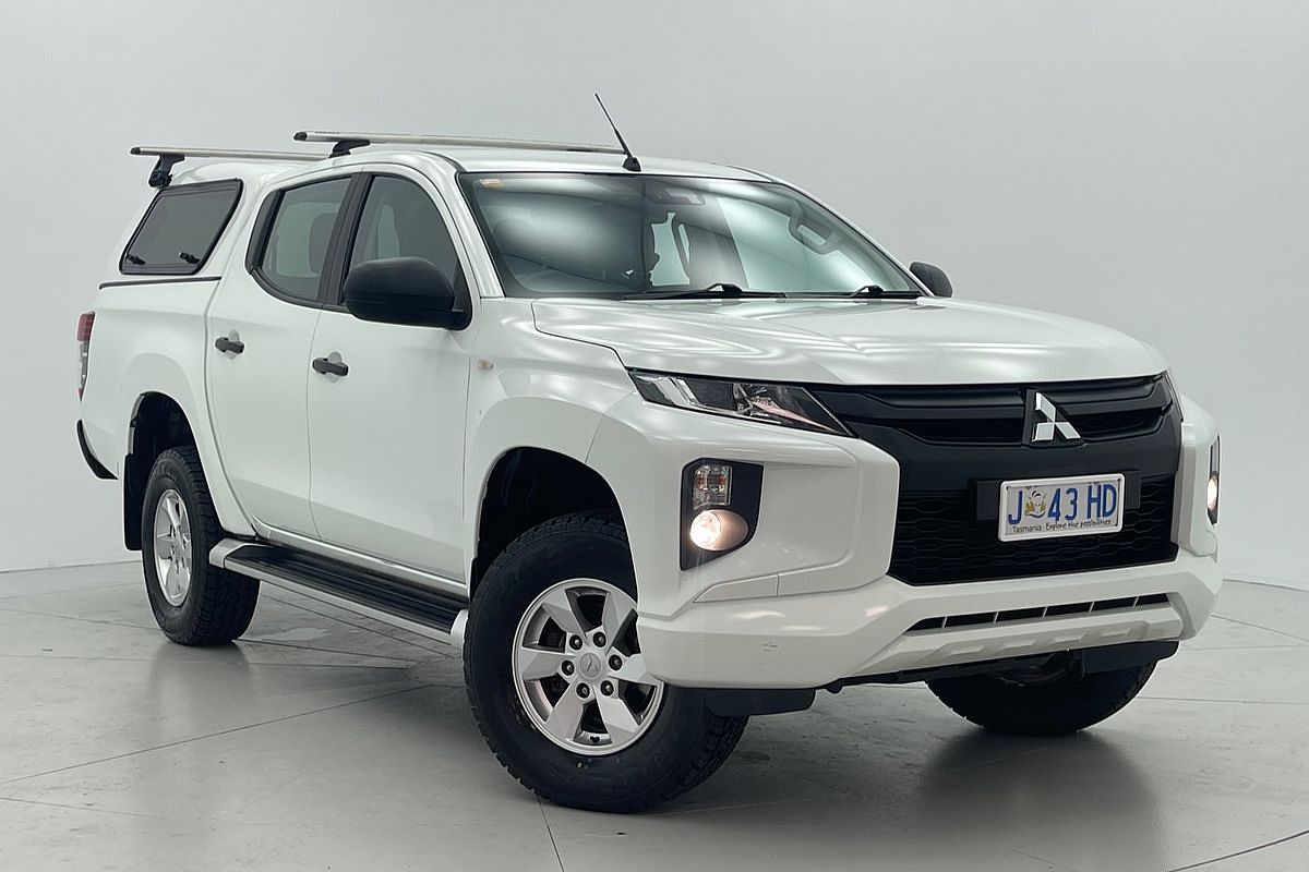 2020 Mitsubishi MR Triton GLX+ 2.4L D 6A/T 4X4 DC PU