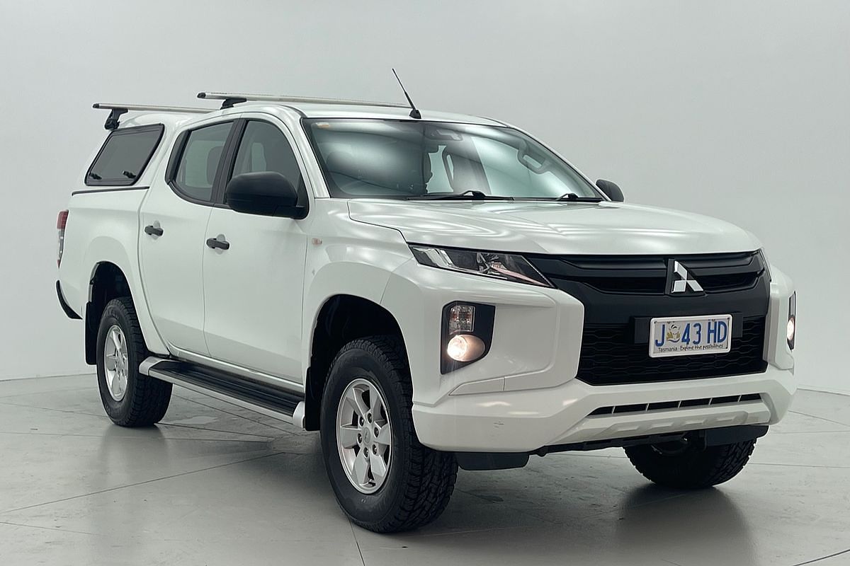 2020 Mitsubishi MR Triton GLX+ 2.4L D 6A/T 4X4 DC PU