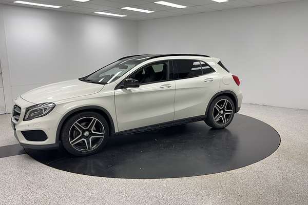 2015 Mercedes-Benz GLA-Class GLA250 X156