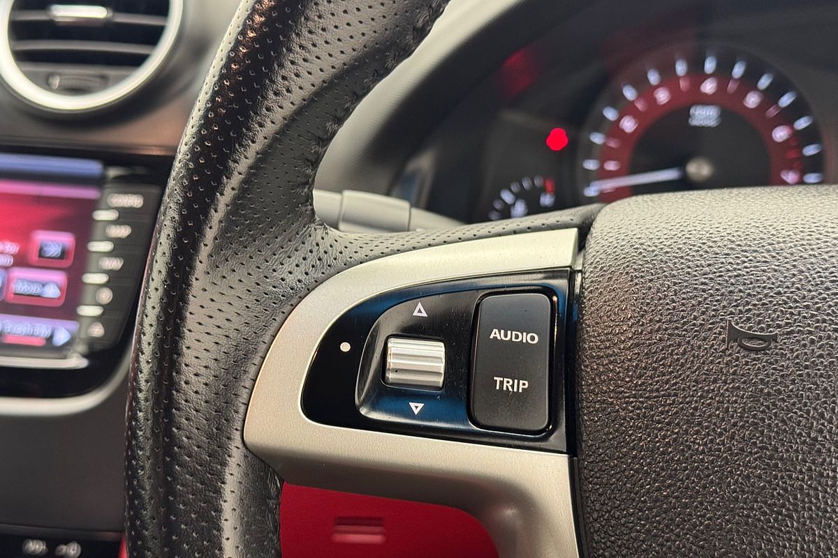 2012 HOLDEN COMMODORE SS-V 6 SP AUTOMATIC 4D SPORTWAGON V8
