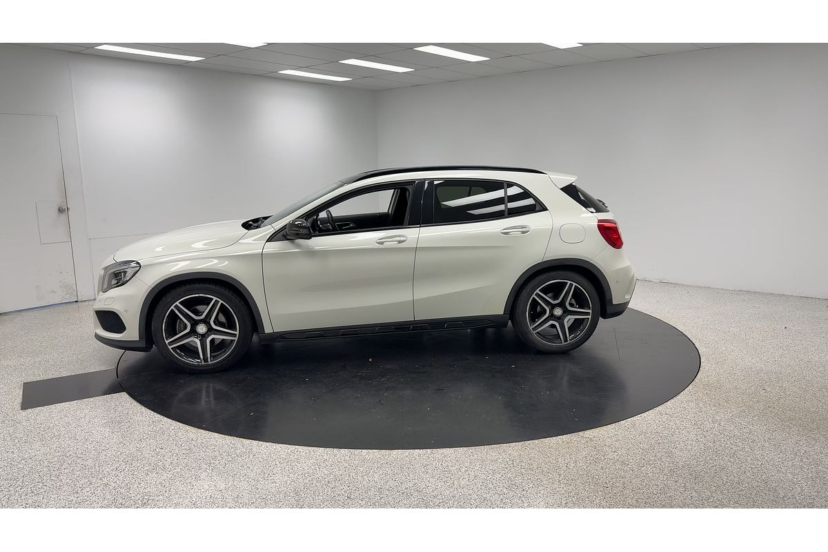 2015 Mercedes-Benz GLA-Class GLA250 X156