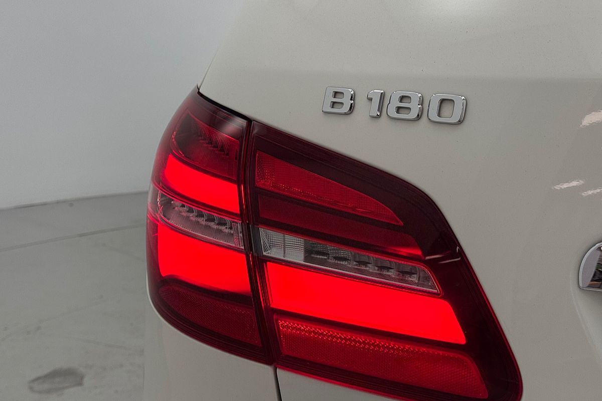 2017 Mercedes-Benz B-Class B180 W246