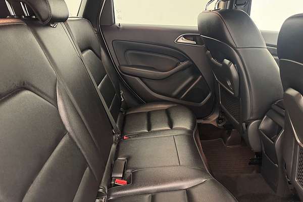 2017 Mercedes-Benz B-Class B180 W246