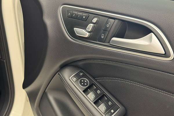 2017 Mercedes-Benz B-Class B180 W246