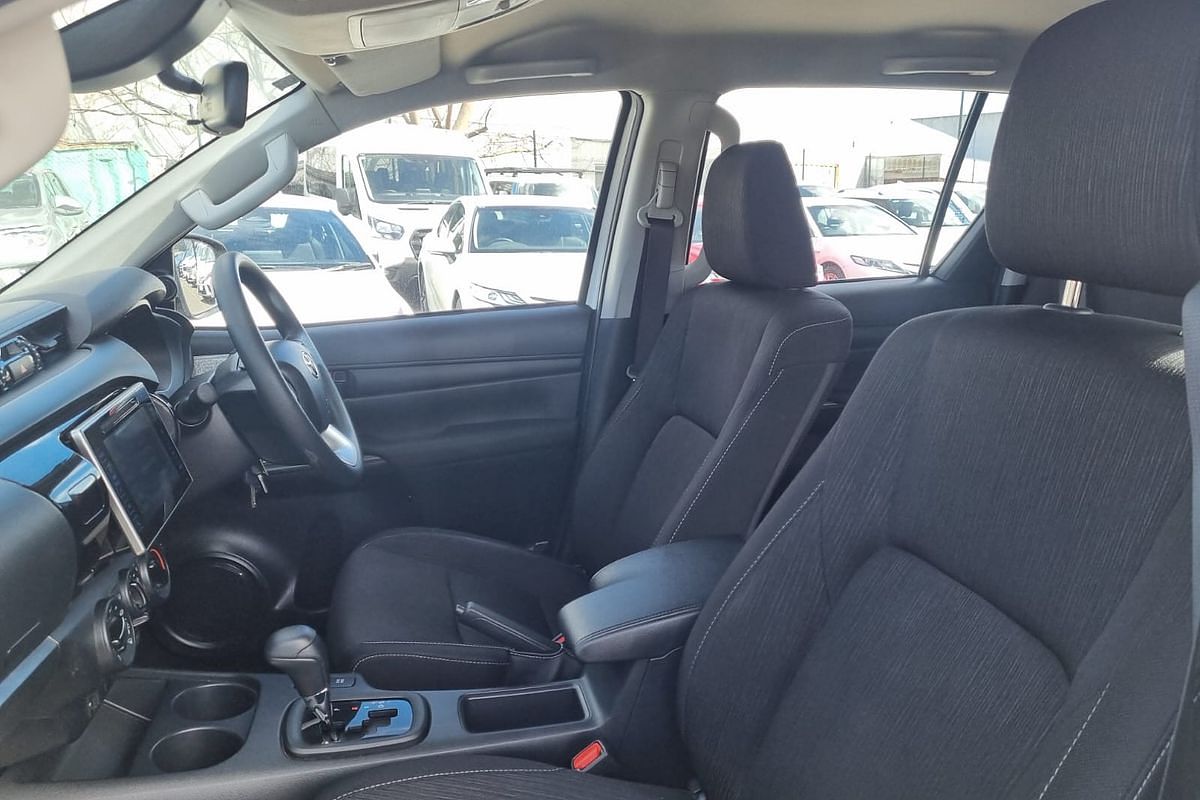 2020 Toyota Hilux SR GUN126R 4X4