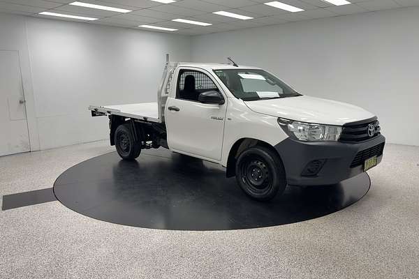 2017 Toyota Hilux Workmate TGN121R Rear Wheel Drive