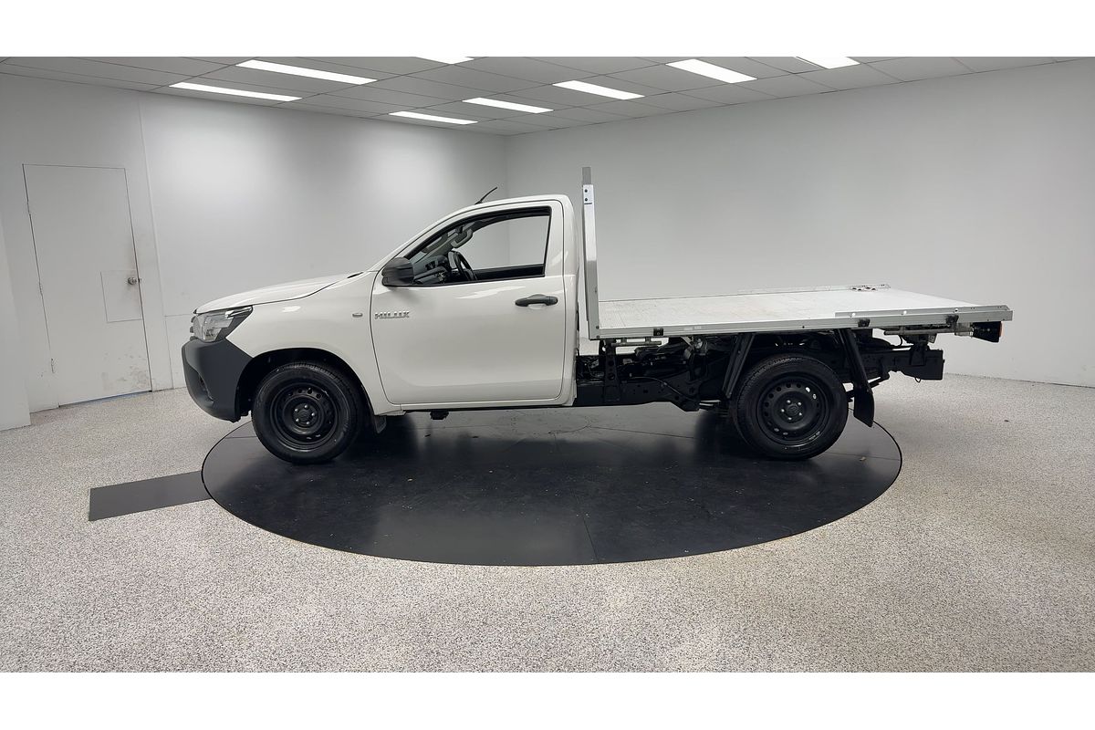 2017 Toyota Hilux Workmate TGN121R Rear Wheel Drive