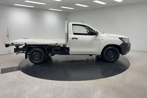 2017 Toyota Hilux Workmate TGN121R Rear Wheel Drive
