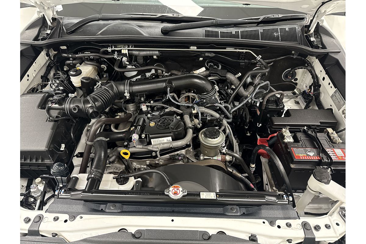 2017 Toyota Hilux Workmate TGN121R Rear Wheel Drive