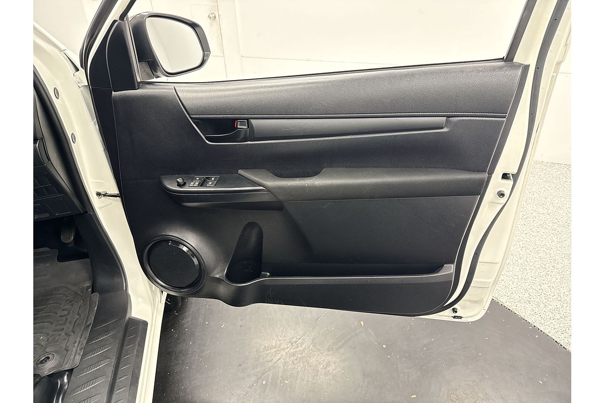 2017 Toyota Hilux Workmate TGN121R Rear Wheel Drive