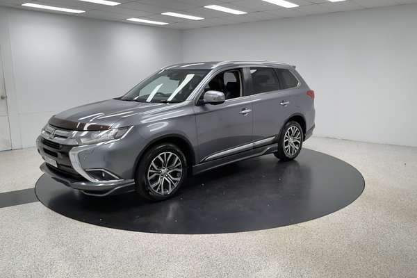 2018 Mitsubishi Outlander Exceed ZL