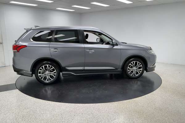 2018 Mitsubishi Outlander Exceed ZL