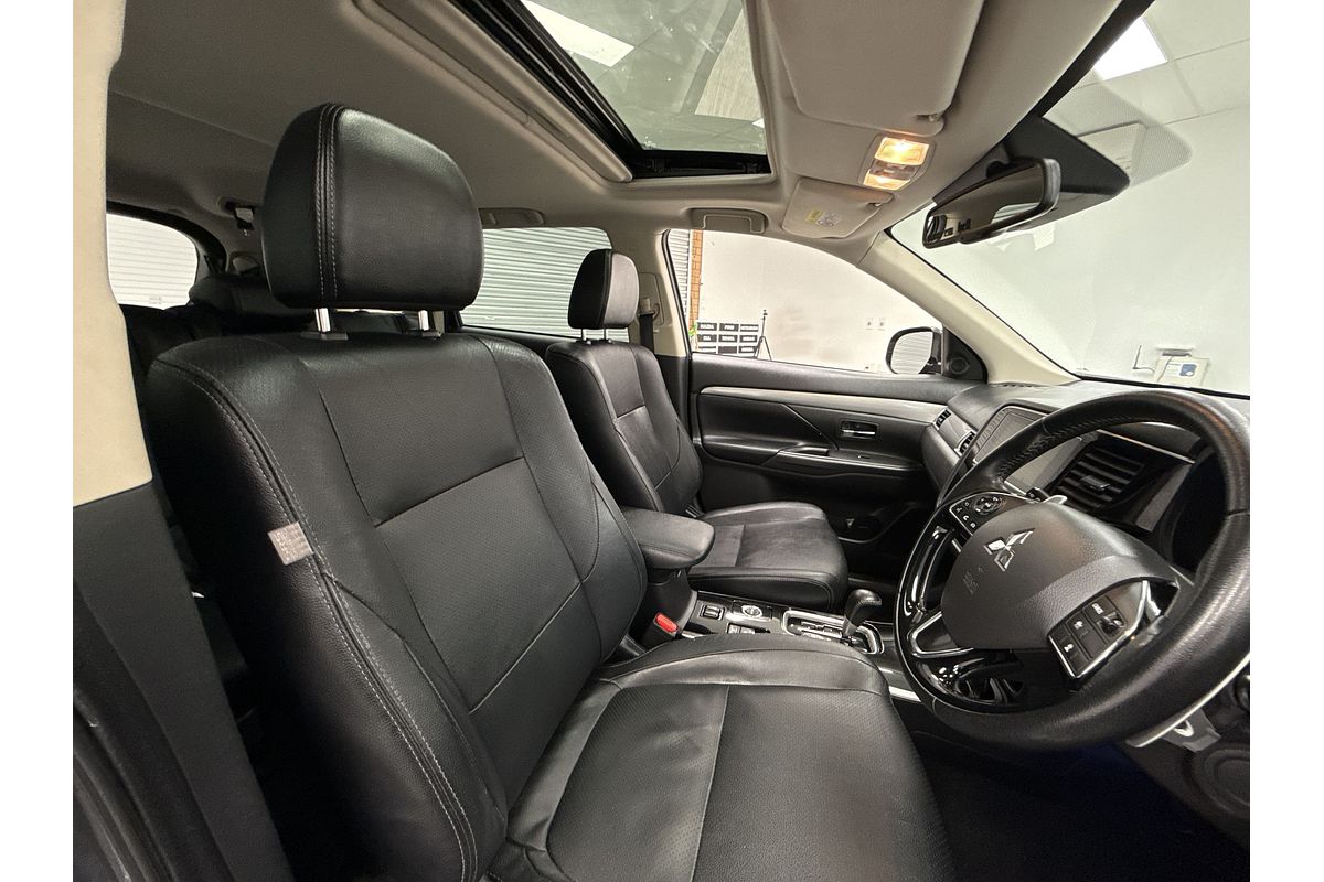 2018 Mitsubishi Outlander Exceed ZL