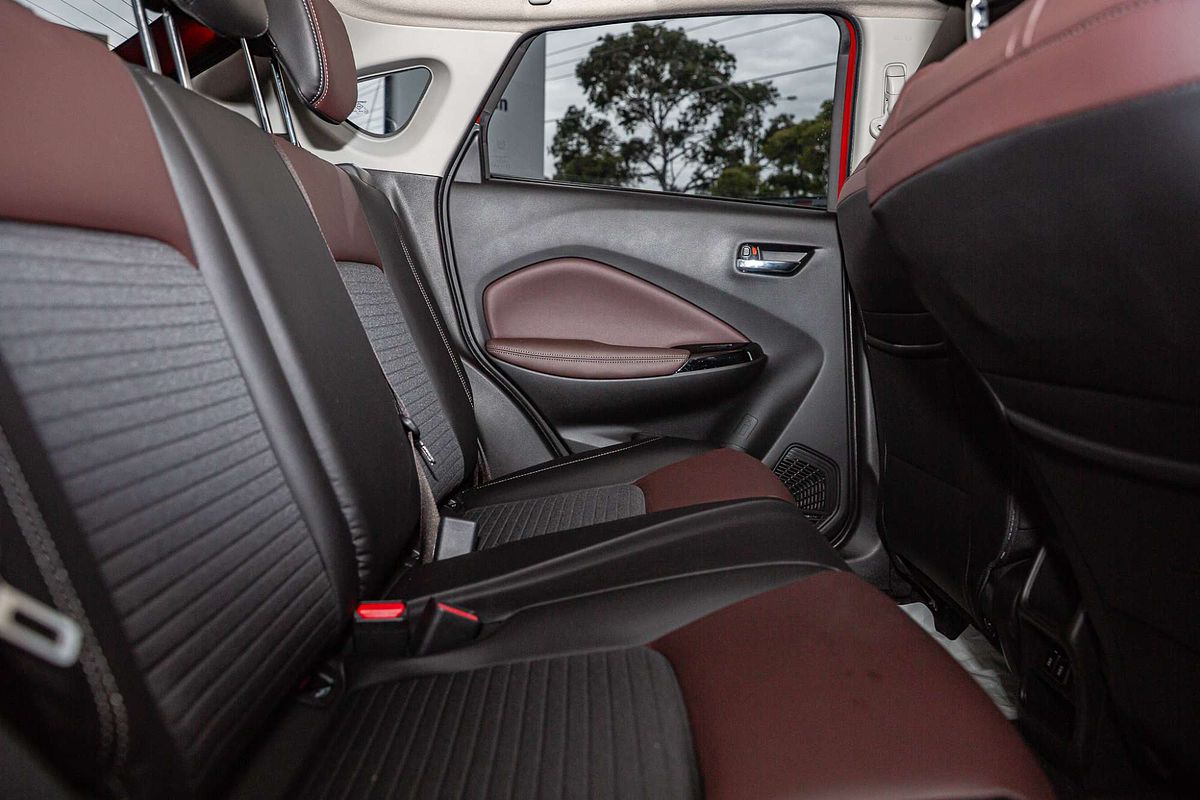 2025 Suzuki Fronx Hybrid KW