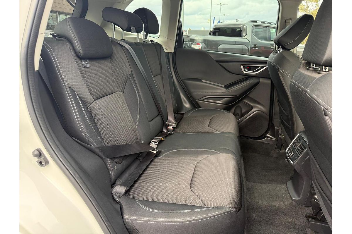 2023 Subaru Forester 2.5i 50 Years Edition S5