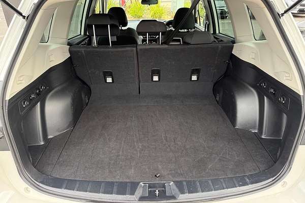 2023 Subaru Forester 2.5i 50 Years Edition S5