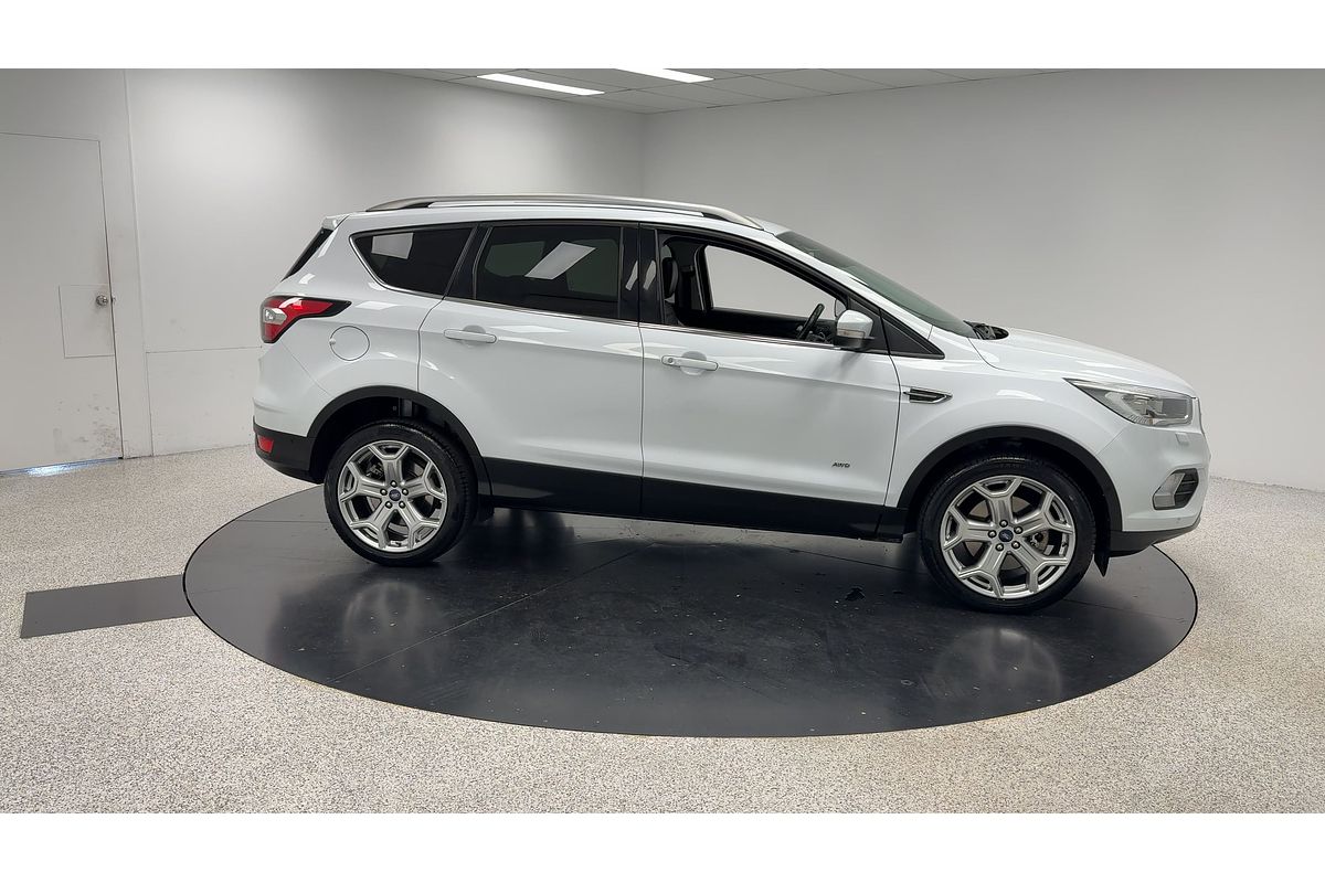 2017 Ford Escape Titanium ZG