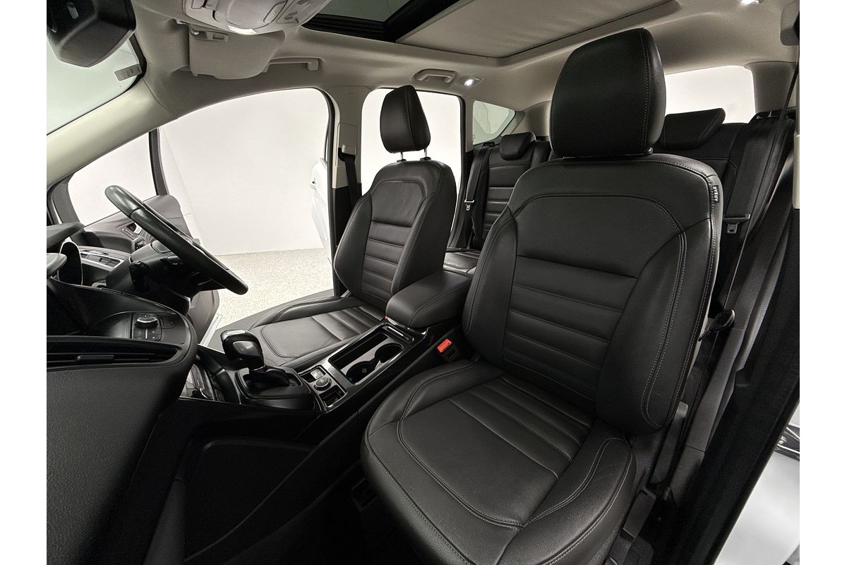 2017 Ford Escape Titanium ZG