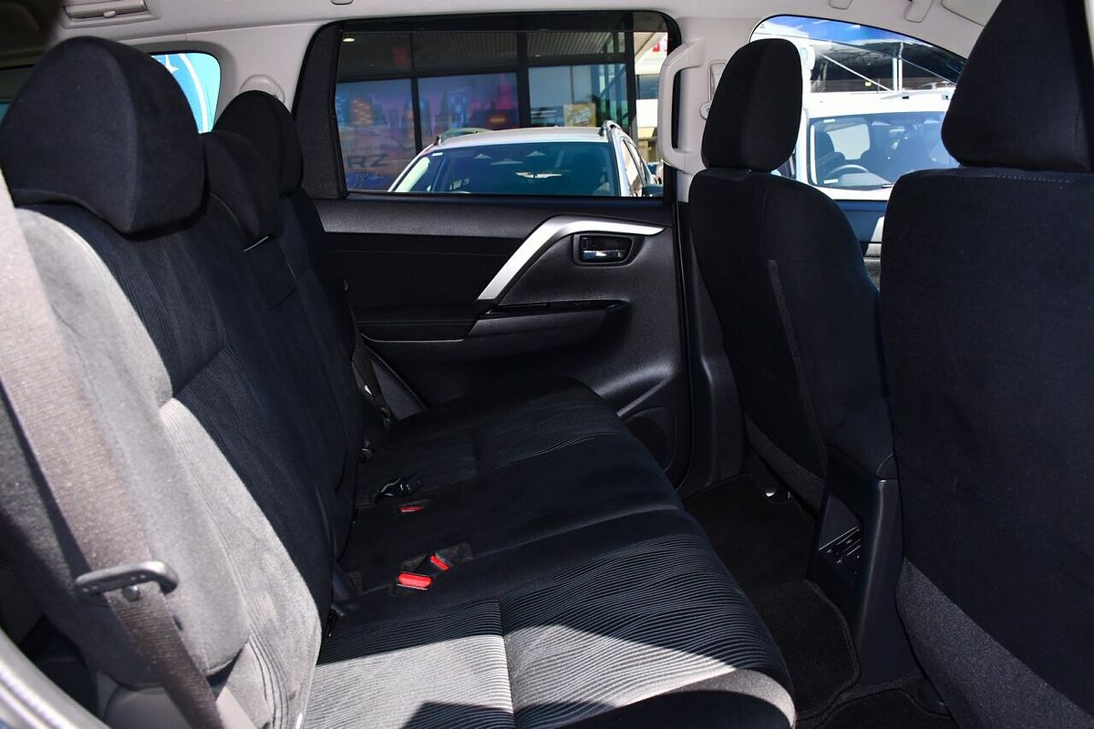 2022 Mitsubishi Pajero Sport GLS QF