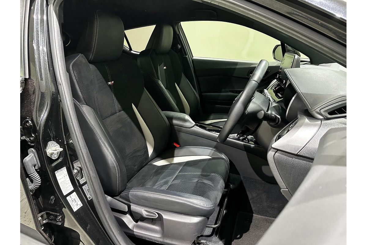 2021 Toyota C-HR GR Sport ZYX10R