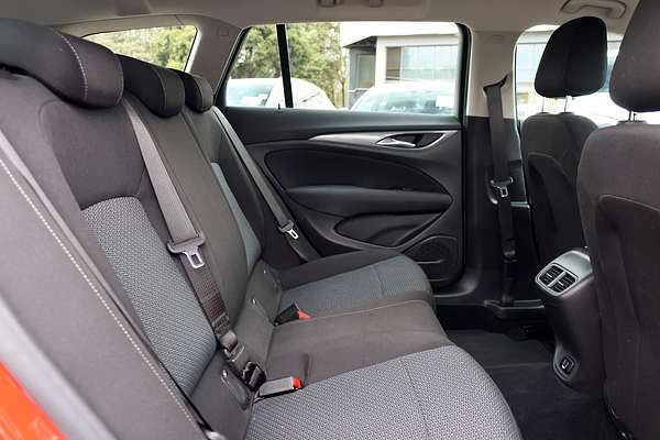2017 Holden Commodore LT ZB