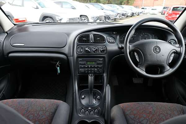2002 Holden Commodore Acclaim VX II