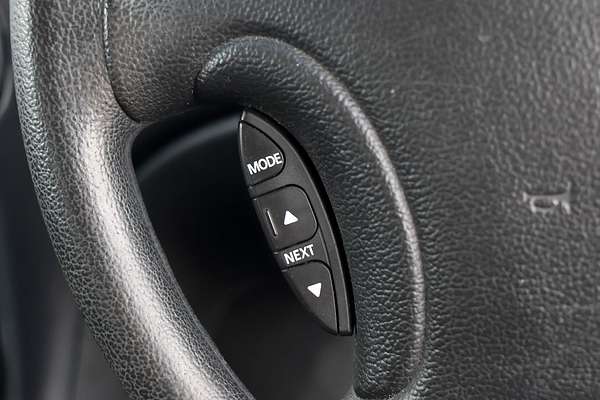 2002 Holden Commodore Acclaim VX II