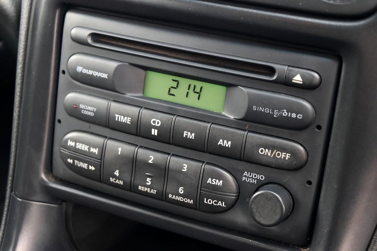 2002 Holden Commodore Acclaim VX II