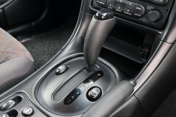 2002 Holden Commodore Acclaim VX II