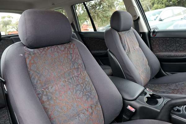 2002 Holden Commodore Acclaim VX II