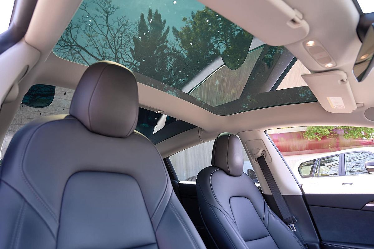 2023 Tesla Model 3 Rear-Wheel Drive