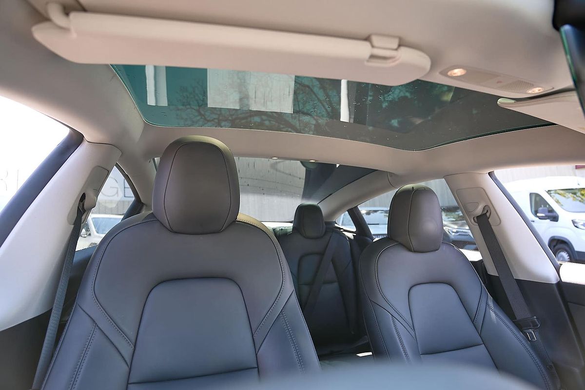 2023 Tesla Model 3 Rear-Wheel Drive