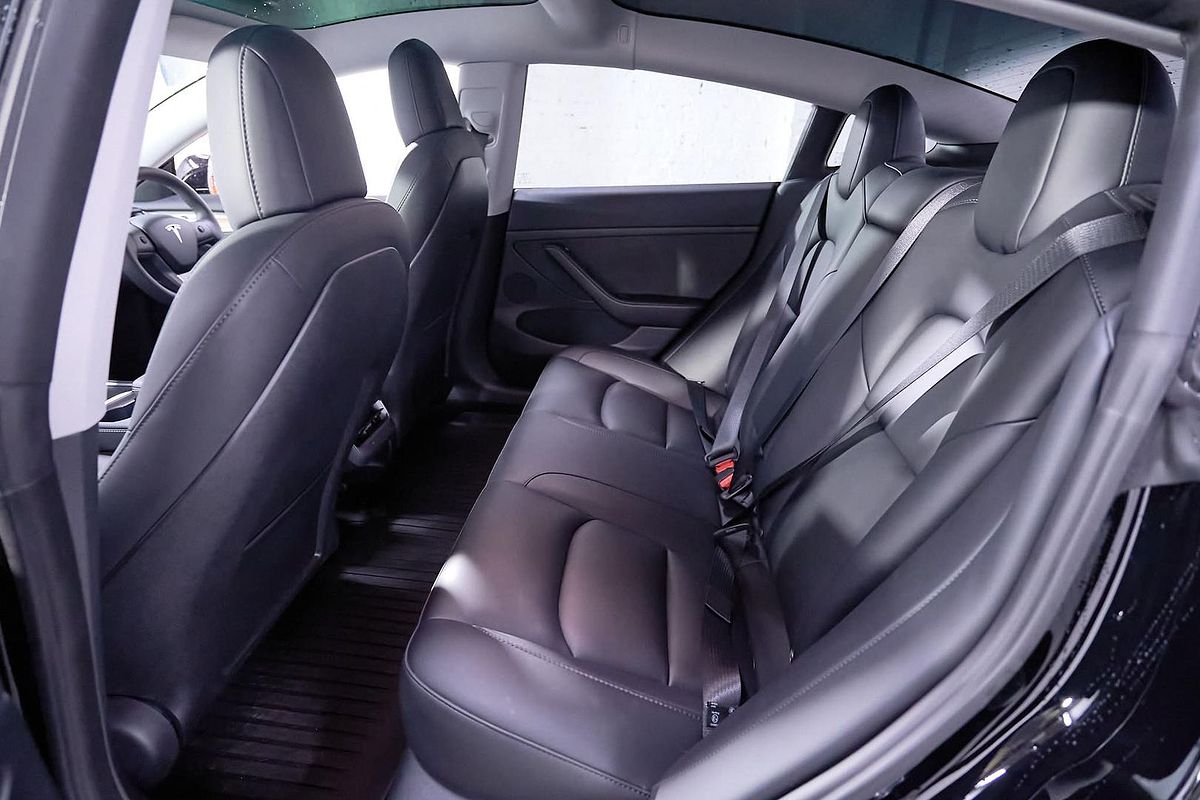 2023 Tesla Model 3 Rear-Wheel Drive