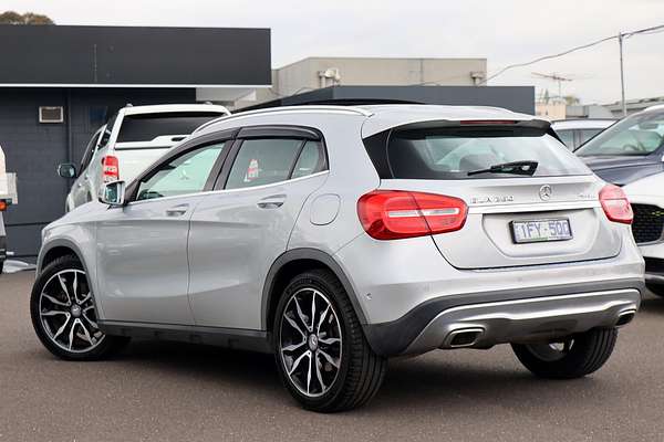 2015 Mercedes-Benz GLA-Class GLA250 X156