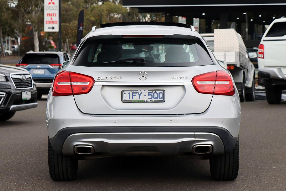 2015 Mercedes-Benz GLA-Class GLA250 X156