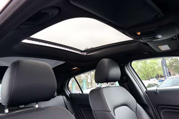 2015 Mercedes-Benz GLA-Class GLA250 X156