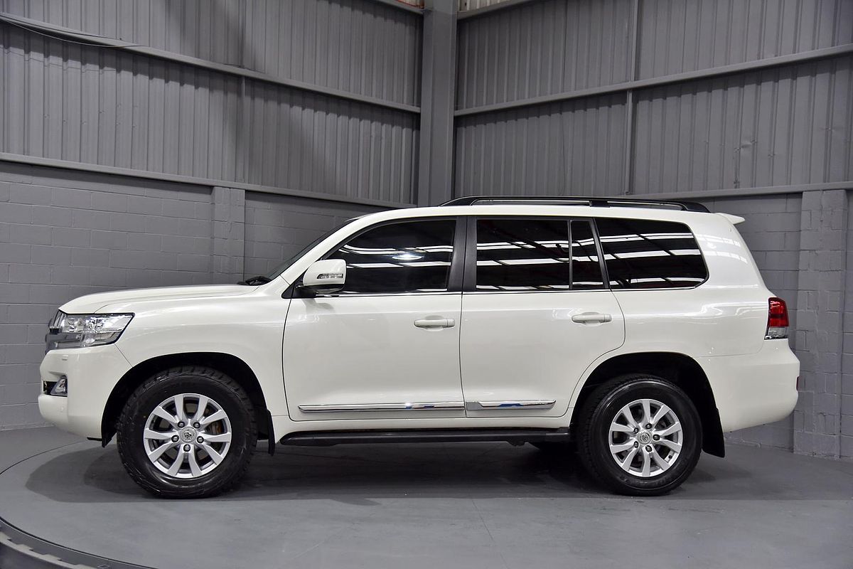 2018 Toyota Landcruiser Sahara VDJ200R