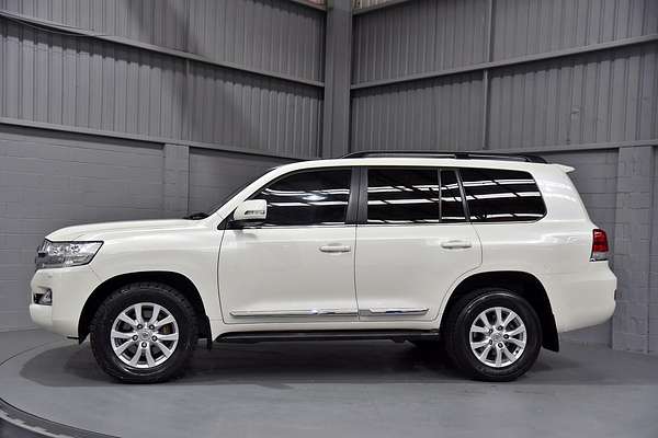 2018 Toyota Landcruiser Sahara VDJ200R