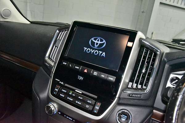 2018 Toyota Landcruiser Sahara VDJ200R