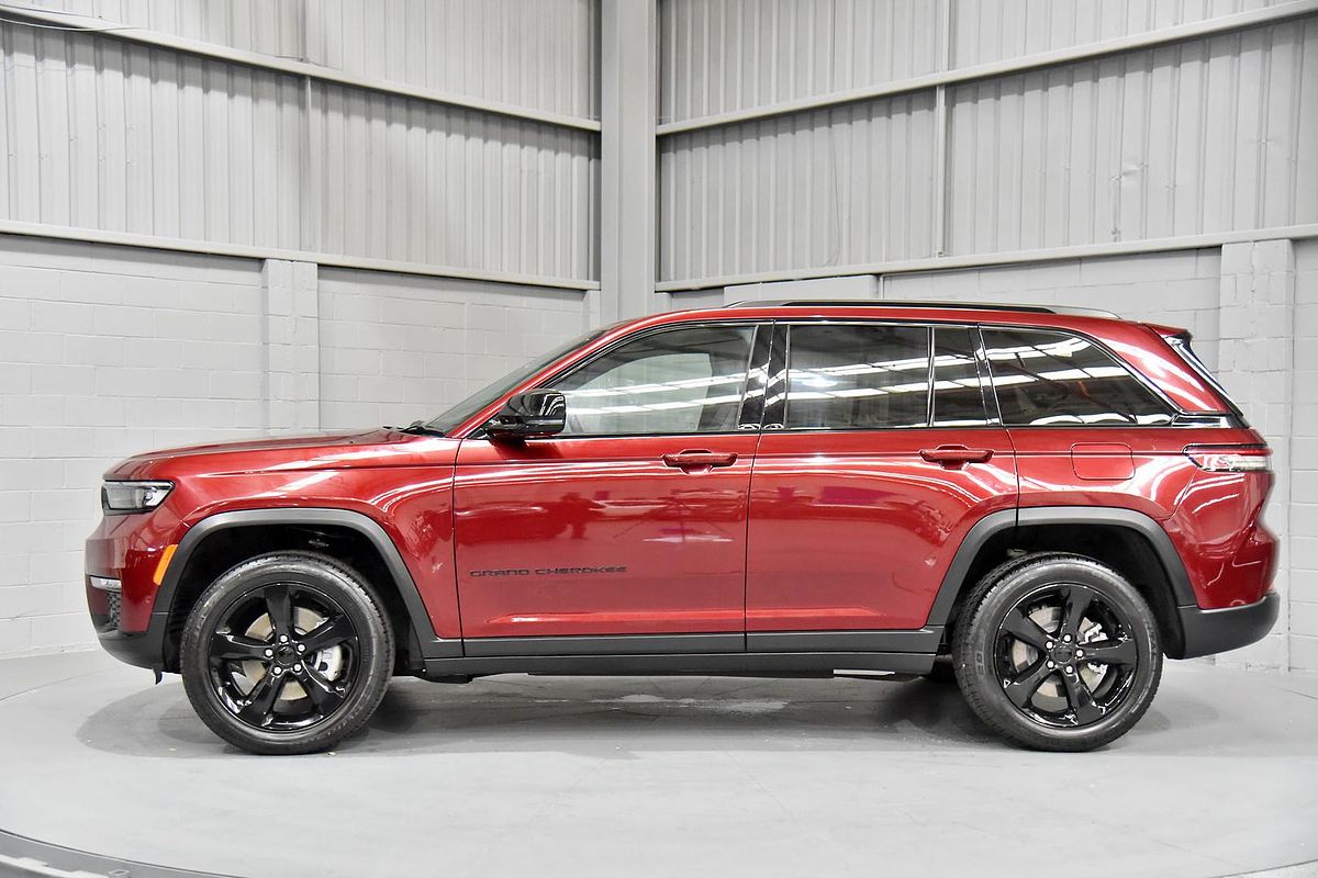 2022 Jeep Grand Cherokee Night Eagle WL