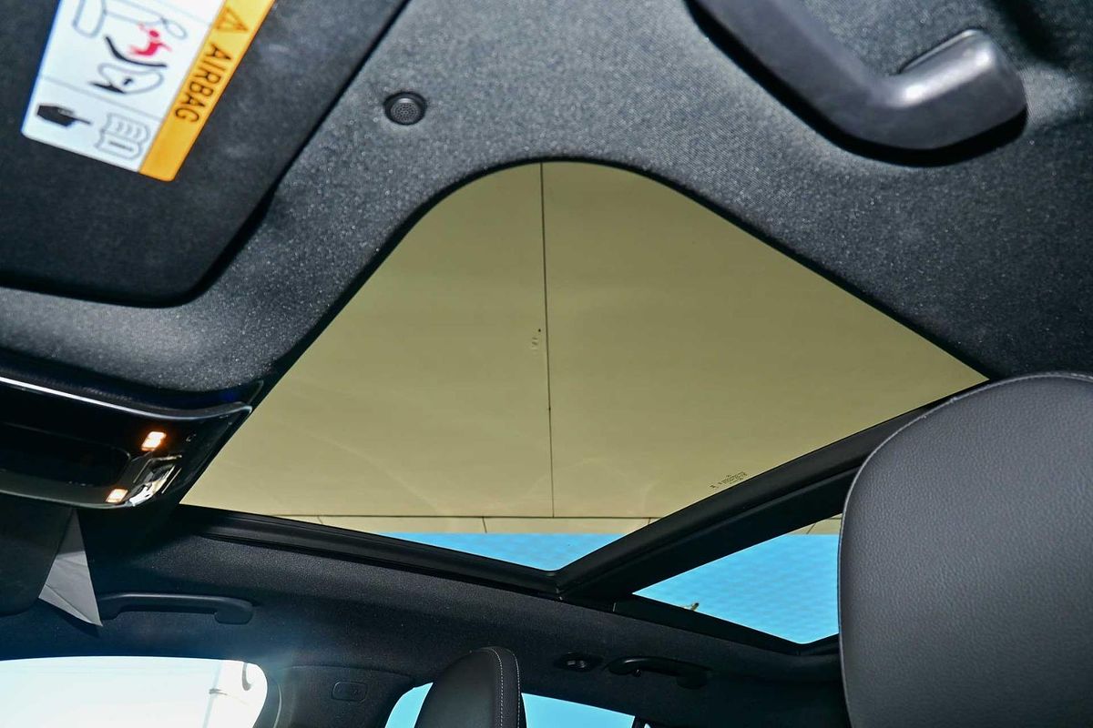 2023 Mercedes-Benz GLC-Class GLC300 X254